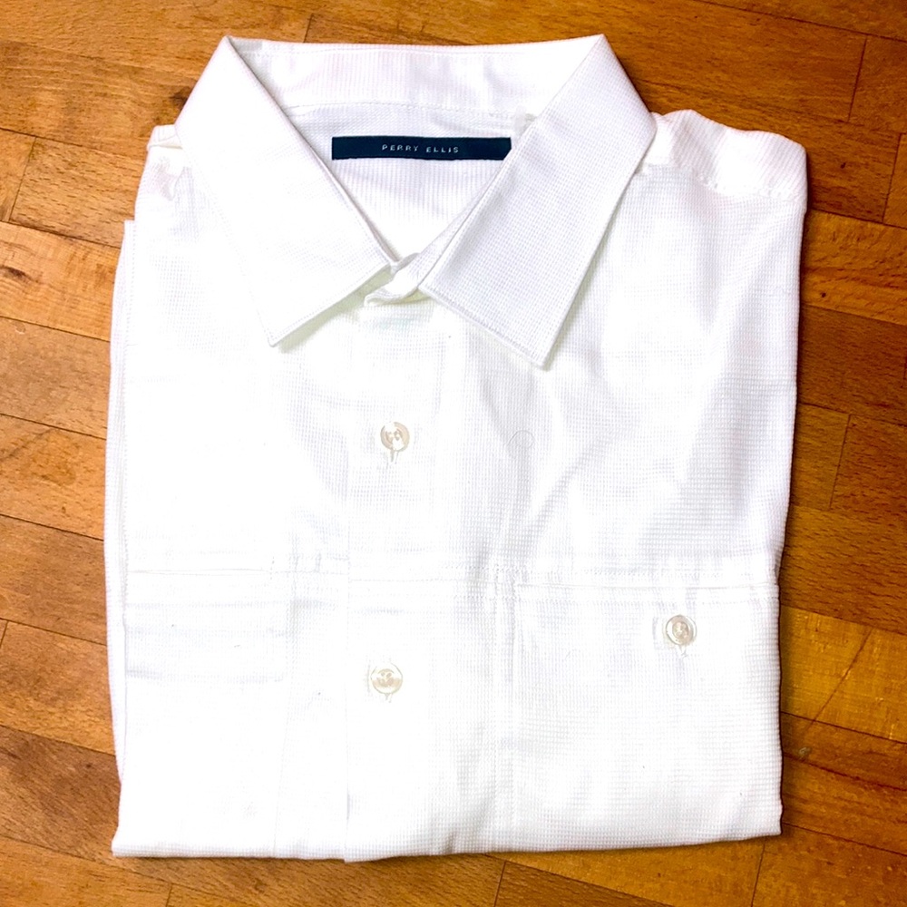 Perry Ellis short-sleeved button-down